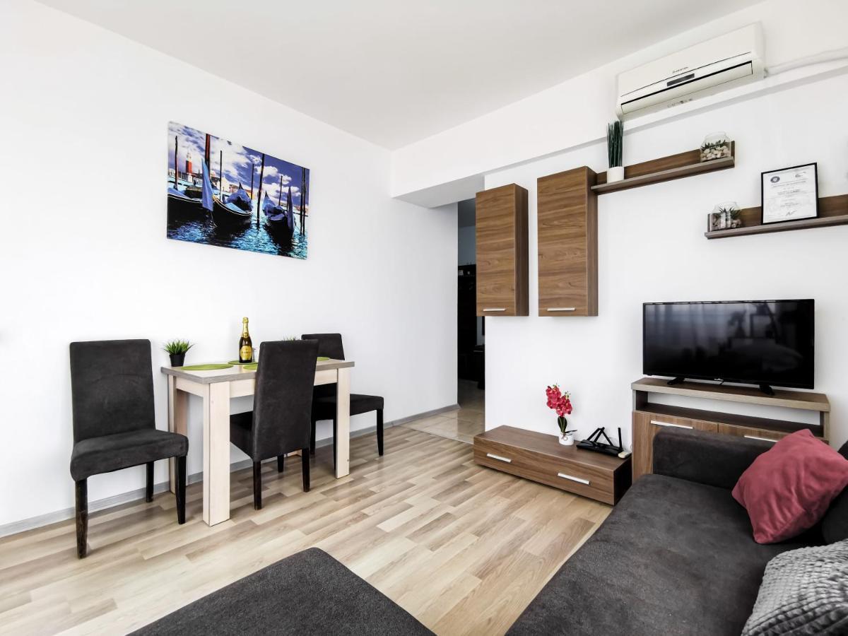 Aqua Vista Nuba - Vedere Top La Mare Si Lac - Apartament 2 Camere Summerland - Mamaia Bagian luar foto